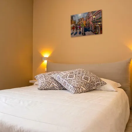 Taormina Bedda Rooms-3